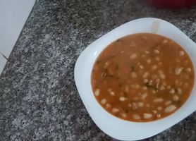 Umm Walid's White Bean Soup: A Delicious & Easy Recipe