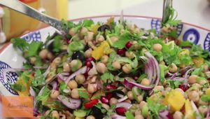 Zesty Citrus Salad: Med & Middle Eastern Flavors