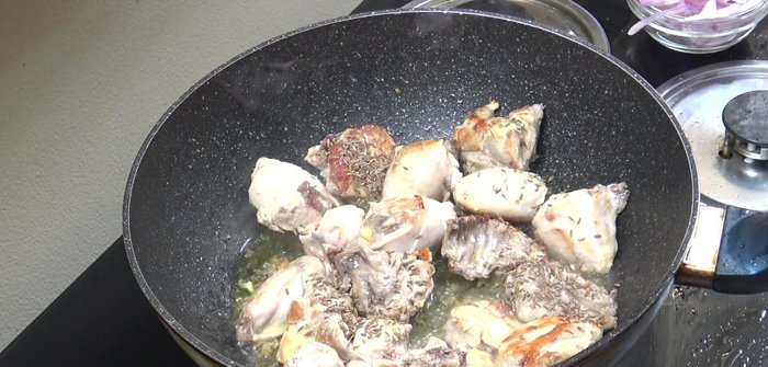 Add cumin seeds, onions, and garlic. Cook for another 4-5 minutes.