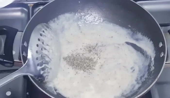 Mix the ingredients well.