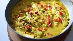 Creamy Coconut Sea Bass: Quick & Easy 25-Minute Recipe