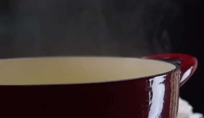 Turn off the heat and let the soup sit for a few minutes.