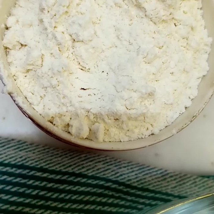Prepare the date filling. Combine dates and sugar.