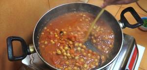 Cumin Tomato Chickpeas: Easy Vegan Recipe