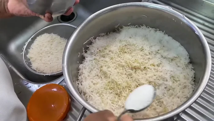 Add 1.5 cups of sugar and mix well.