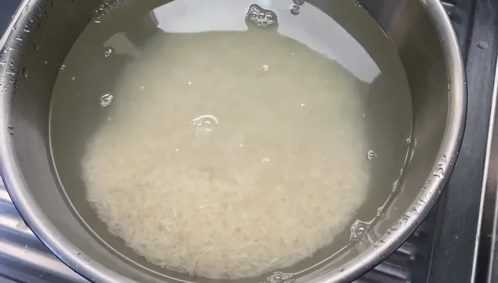Wash and soak Basmati rice for 20 minutes.