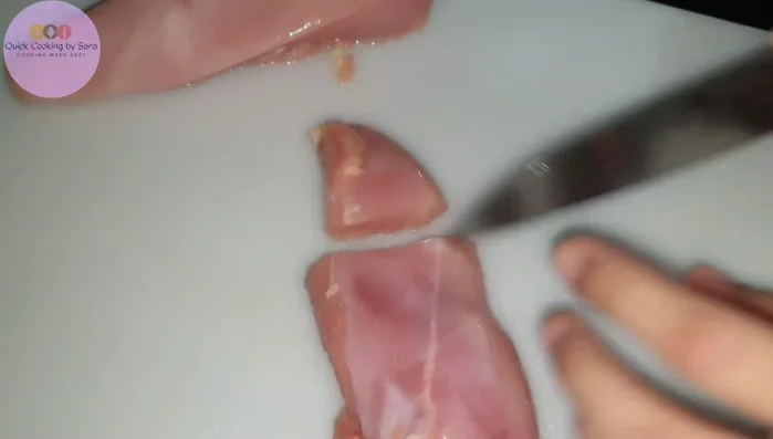Cut the chicken into medium to small pieces.