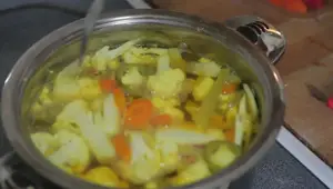 Spicy Pickled Cauliflower Salad: Easy Middle Eastern Side Dish