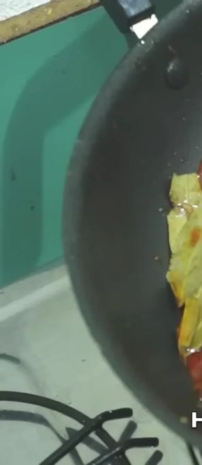 Cover and cook for 4-5 minutes.