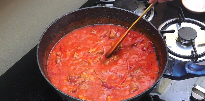 Add okra and continue to simmer for another 10 minutes, stirring occasionally.
