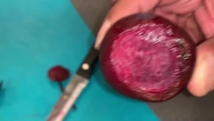 Boil the beetroot. Cut the beetroot into slices and boil it to extract the color.