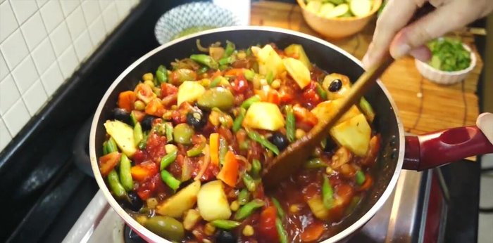 Cook for another 8-9 minutes, stirring occasionally.