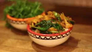 Hearty Vegan Middle Eastern Stew: Easy & Warming Recipe