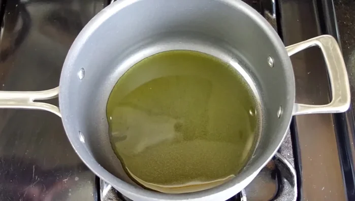 Heat olive oil in a soup pot over medium heat. Add leeks and sauté until translucent (about 4 minutes).