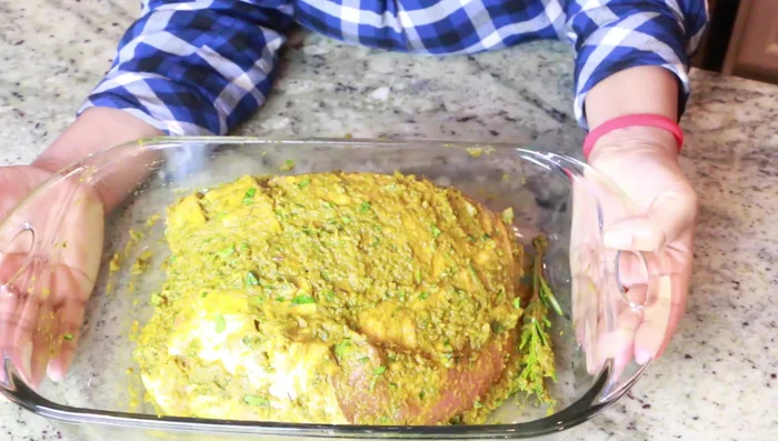 Preheat oven to 470°F (243°C).