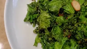 Sautéed Kale with Lemon Garlic: A Healthy & Delicious Recipe