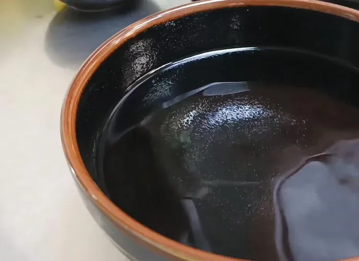 Prepare a bowl of water.