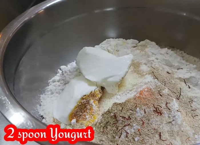 Add 2 tablespoons of oil.