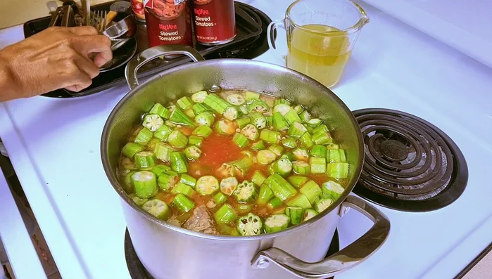 Add thawed sweet corn.