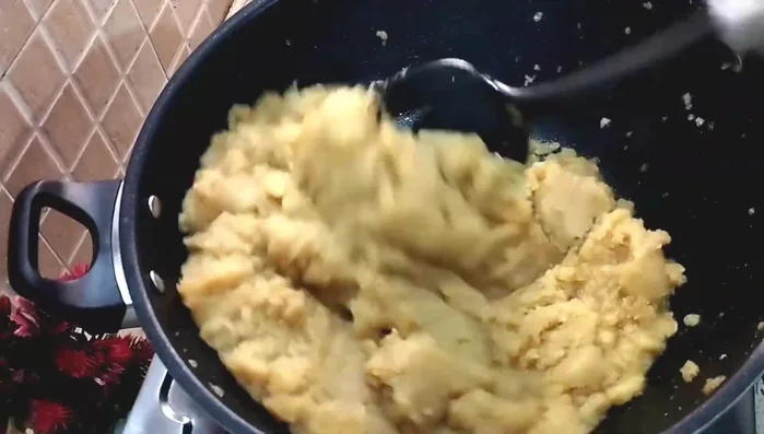 Add sugar and mix well until dissolved. Adjust sweetness to your preference.