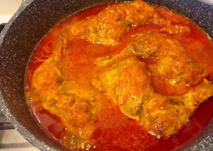 For a tangy twist, add some lemon juice and saffron to the chicken stew.
