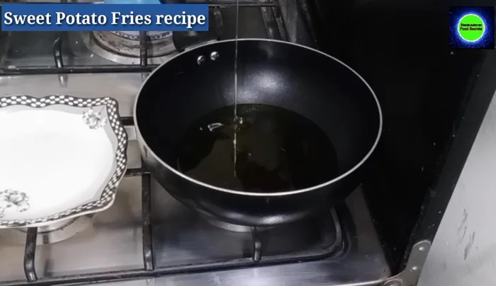 Heat oil in a pan for deep frying. The amount of oil depends on your preference.
