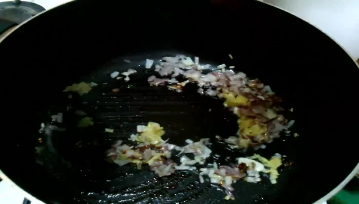 Add ginger-garlic paste and cook for 2 minutes.
